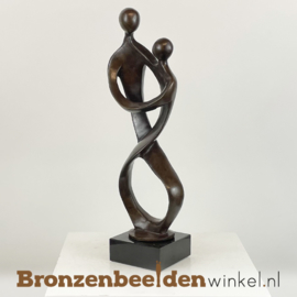 Afrikaans sculptuur  "Omkijken naar elkaar" BBW007br35