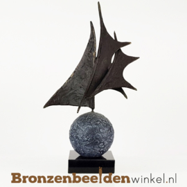 Sculptuur "De wereld rond" BBW005br24