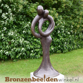 NR 2 | 11 jaar getrouwd cadeau ''Abstract liefdespaar tuinbeeld'' BBW0719br