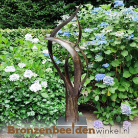 Abstract tuinbeeld "De Levensboom" incl. sokkel zwart