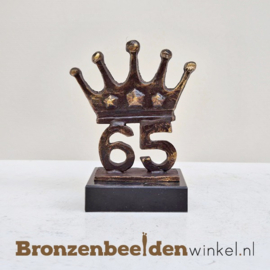 TOP cadeau 65e verjaardag "Kroonjaar 65" beeldje