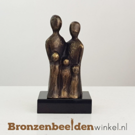 TOP Moederdag cadeau gezinsbeeldje 5 personen BBW22000