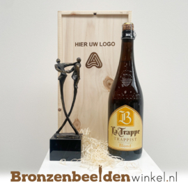 Geschenkkist met beeldje "De Handdruk" en drank BBW002br95GK