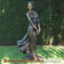Bronzen mooie dame tuinbeeld BBW1353
