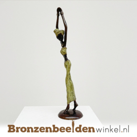 Afrikaans beeld "Energiek" 35 cm bbwST14GR35
