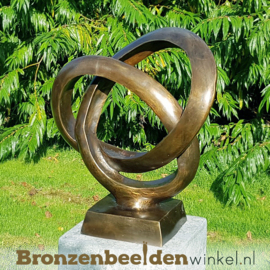 NR 2 | Cadeau vrouw 45 jaar "Abstracte Trouwringen" BBW91234br