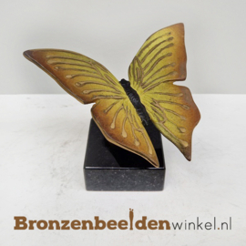 Vlinder beeldje op sokkel BBW1824os