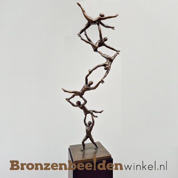 Zakelijk geschenk "Succesvol Samenwerken" XL versie op sokkel