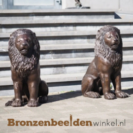 Tuinbeeld zittende leeuwen BBW1519