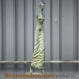 Tuinbeeld moderne vrouw BBW52218br