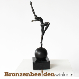 Kunst beeldje "Elegantie" BBW003br91