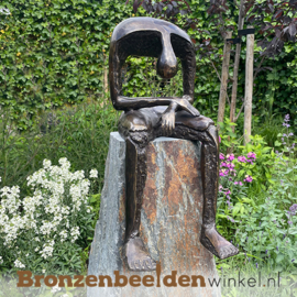 Tuinbeeld "De Stilte" op Leisteen sokkel