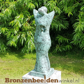 Bronzen liefdespaar tuinbeeld  "Genegenheid" BBW52215br