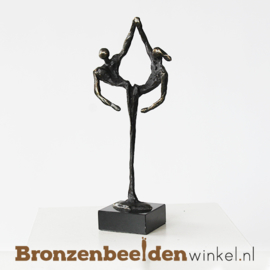 Liefdes cadeau beeldje "Kracht" BBW003br24