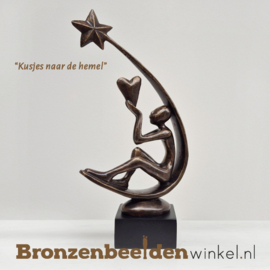 Gedenkbeeld "Kusjes naar de hemel" - grote versie BBW001br43