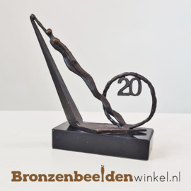 TOP 20 jaar bestaan bedrijf cadeau "De mijlpaal" met jaartal 20