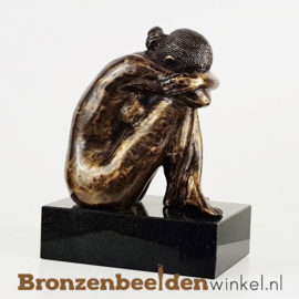 Vrouwenbeeldje "Treurend" BBW1192br