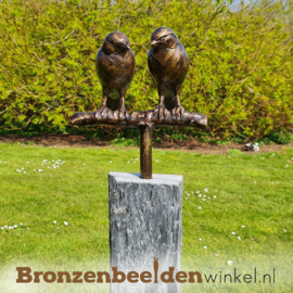 NR 16 | Tuinbeeld vogel paartje op sokkel BBWVMOS