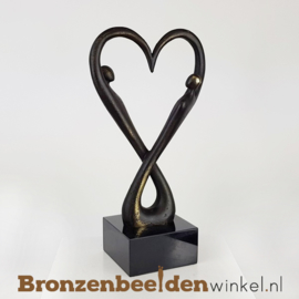 Sculptuur "Oneindige Liefde" BBW007br18