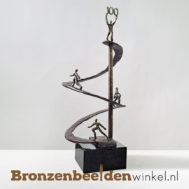 Jubileum cadeau "Positieve spiraal met jaartal" BBW006br24