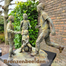 BRONZEN TUINBEELD OP MAAT