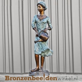 Bronzen fontein Vrouw met Gieter BBW8015