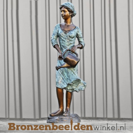 Waterornament vrouw met gieter BBW8015