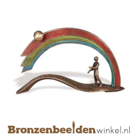 Bronzen sculptuur "Onder de Regenboog" BBW85384