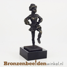 Carnaval beeldje "Dansmarieke" BBWMdmarieke