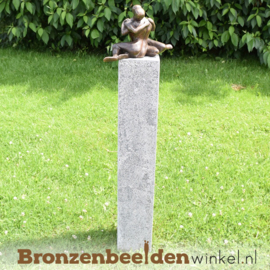 Omhelzend paar als tuinbeeld BBW2125br