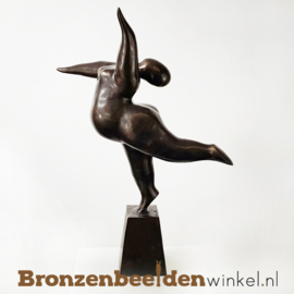 Bronzen beelje van een dikke dame BBWFHDD