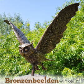 Tuinbeeld uil op basalt sokkel BBW1252br