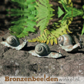 Drie bronzen slakkenbeeldjes BBW37995