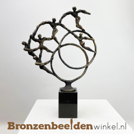 Vriendschap beeldje "Steun voor elkaar (6 pers)" BBW004br34-6