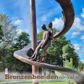 ROTONDE KUNST BEELD "POSITIEVE SPIRAAL" IN OPDRACHT VBO ACCOUNTANCY