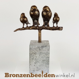 NR 5 | Bronzen vogel beeld ''Vader, moeder met 2 kinderen'' BBWVM2K