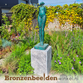 Beeld voor in de tuin "Tevreden" BBW248529