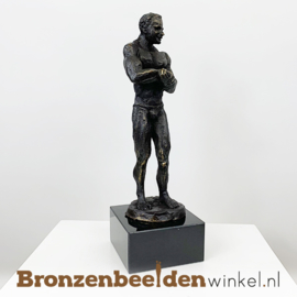 Beeldje "De bodybuilder" BBW002br55