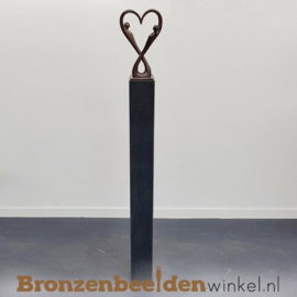 NR 1 | 24 jaar getrouwd cadeau "Oneindige Liefde" op sokkel BBW007br18OS