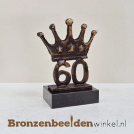 TOP verjaardagscadeau vrouw "Kroonjaar met jaartallen"