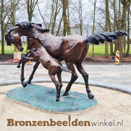 NR 1 | Bronzen paard ''Paard met veulen'' BBW1000
