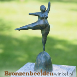 Dikke dansende dames beeld BBW1378br