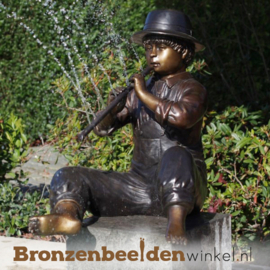 Bronzen fontein "Jongeman met fluit" BBW61067br