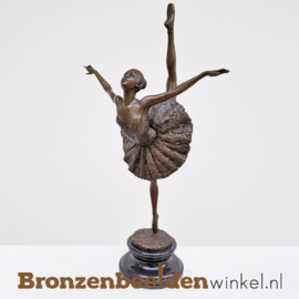 NR 1 | Sinterklaas cadeau ''Ballerina beeldje brons'' BBW2219a