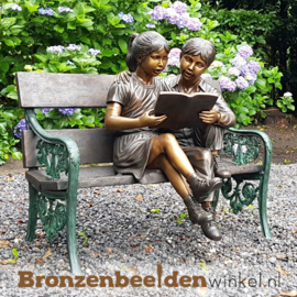 Bronzen tuinbeeld "Lezende kinderen" BBW749