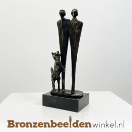 Hondenbeeldje "Hond met baasjes" BBW06br16