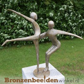 Bronzen "Swingend Danspaar" tuinbeeld BBW0361br