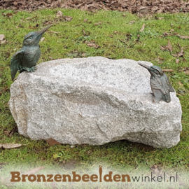 IJsvogel beeldjes op vogeldrinkbak BBWR42055