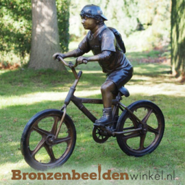 Bronzen beeld jongetje op fiets BBW61012br
