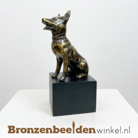 Kleine urn hond "De herder" BBW043br21as